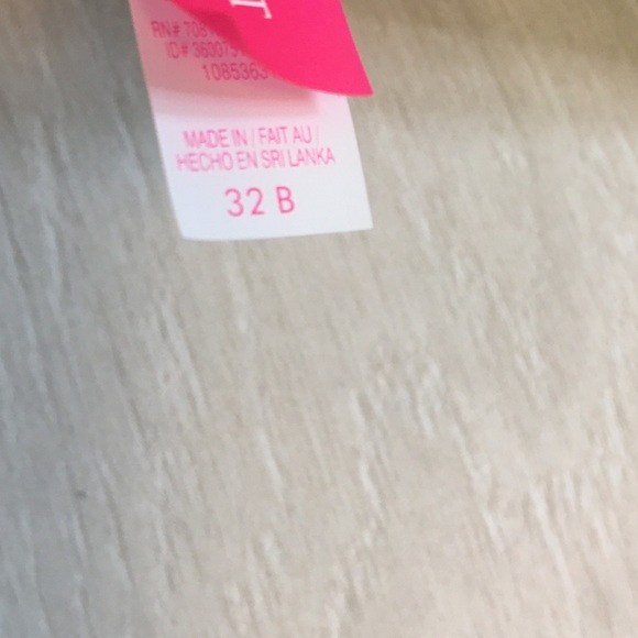 Victoria Secret Neon Green Bandeau Bikini top. 32B. - Picture 3 of 3